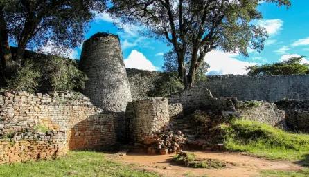 Great Zimbabwe is a medieval city in the south-eastern hills of Zimbabwe near Lake Mutirikwe and the town of Masvingo.