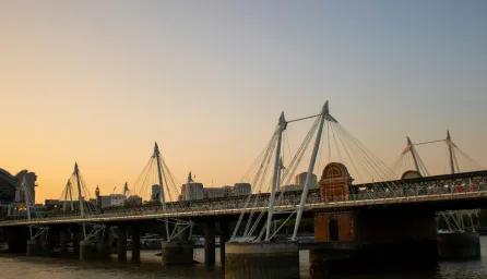 Canary Wharf London Bridge