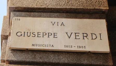 The name Giuseppe Verdi engraved on a stone