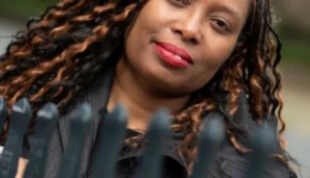 Dr Yvonne Battle-Felton