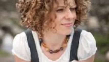 Dr Helen Scales