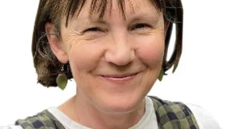 Dr Midge Gillies