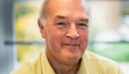 Dr David Applin