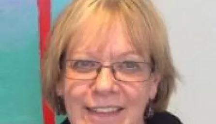 Dr Claire Nicholson