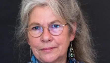 Dr Sarah Burton