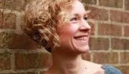 Ms Menna van Praag