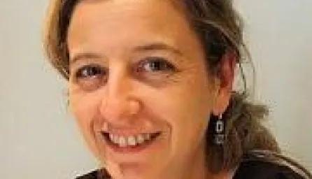 Dr Victoria Stewart-Jolley