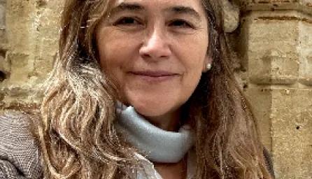 Dr Marina Velez Vago