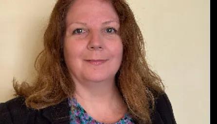Dr Lorna Dillon
