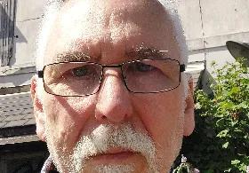 Dr Christopher John Shelley