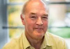 Dr David Applin