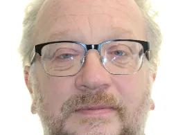 Dr James Underwood
