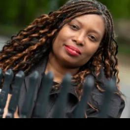 Dr Yvonne Battle-Felton