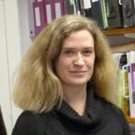 Dr Meg Tait