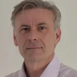 Dr Kenneth Langlands