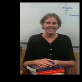 Dr Thirza Pieters