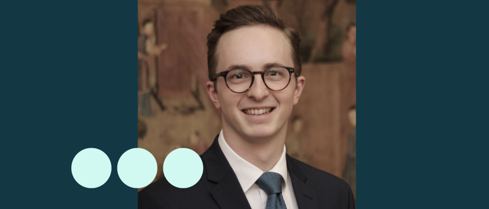 Man with glasses and suit 