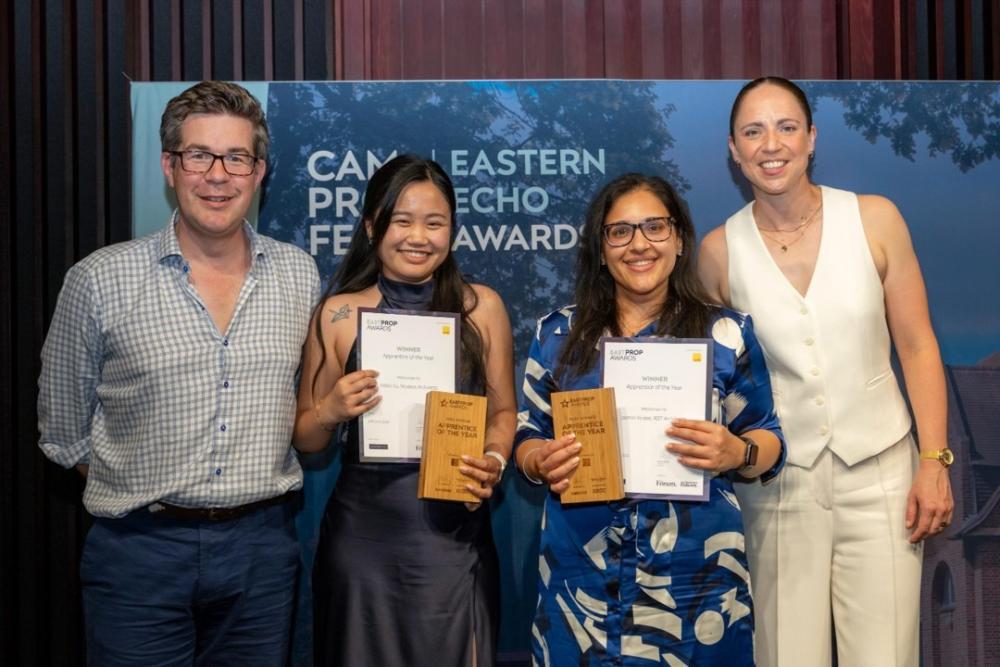 Helen Su and Jasmin Virdee winner their award
